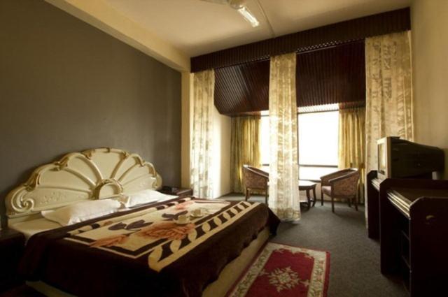 مايالي Hotel Sitara International الغرفة الصورة